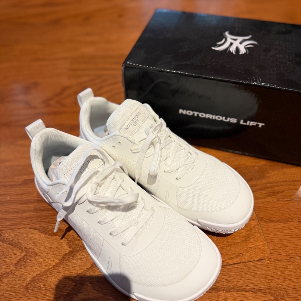 Women’s Notorious Lift Radix NEW - Picture 2 of 3